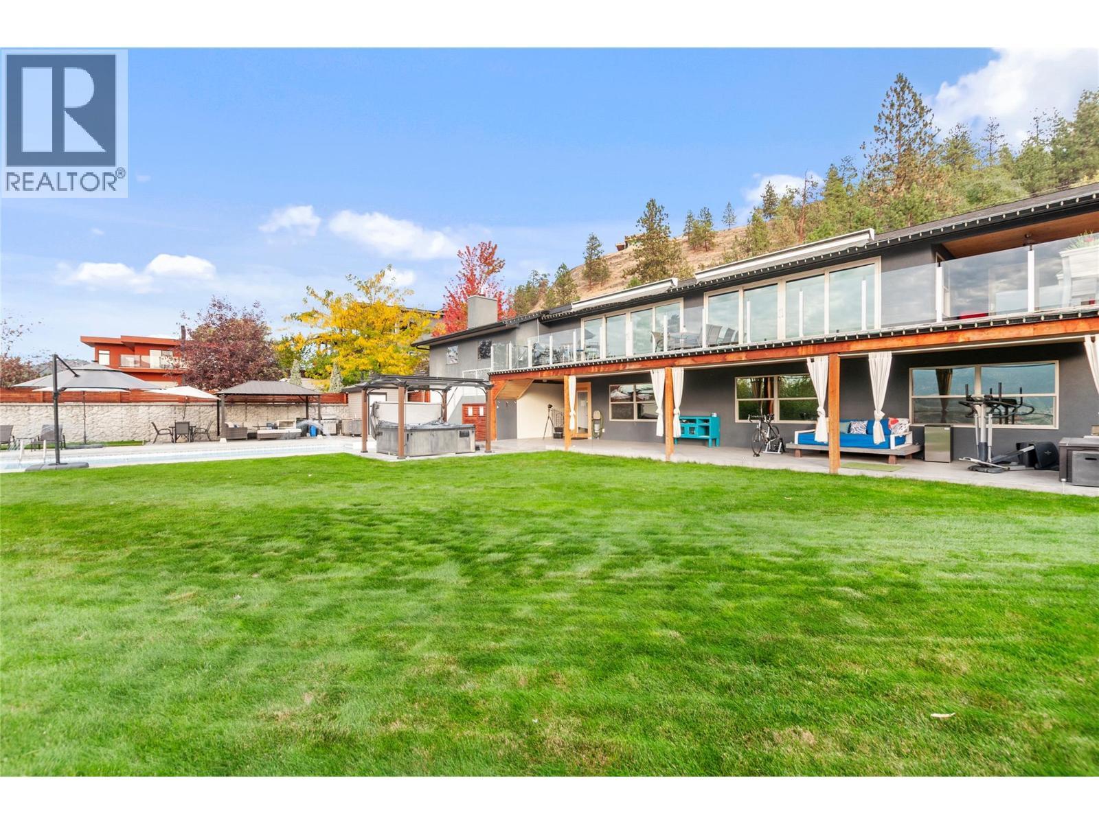 3005 Juniper Drive, Penticton, BC - Outdoor With Deck Patio Veranda