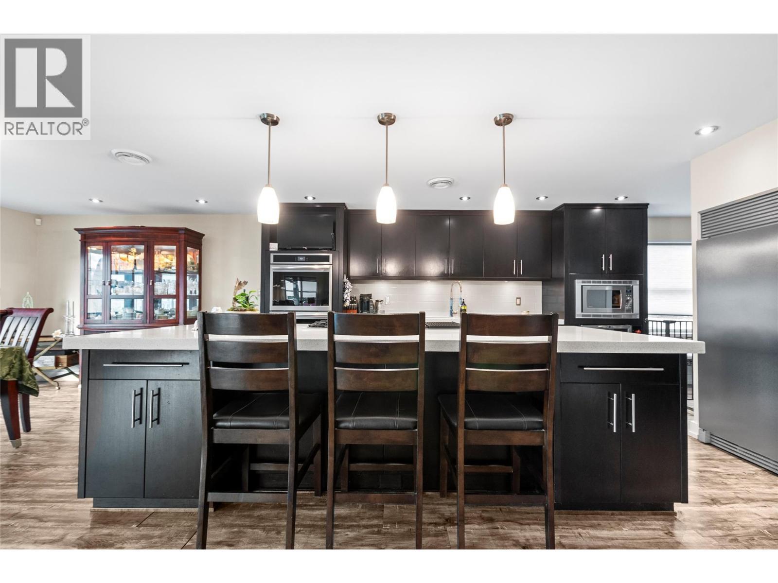 3005 Juniper Drive, Penticton, BC - Indoor