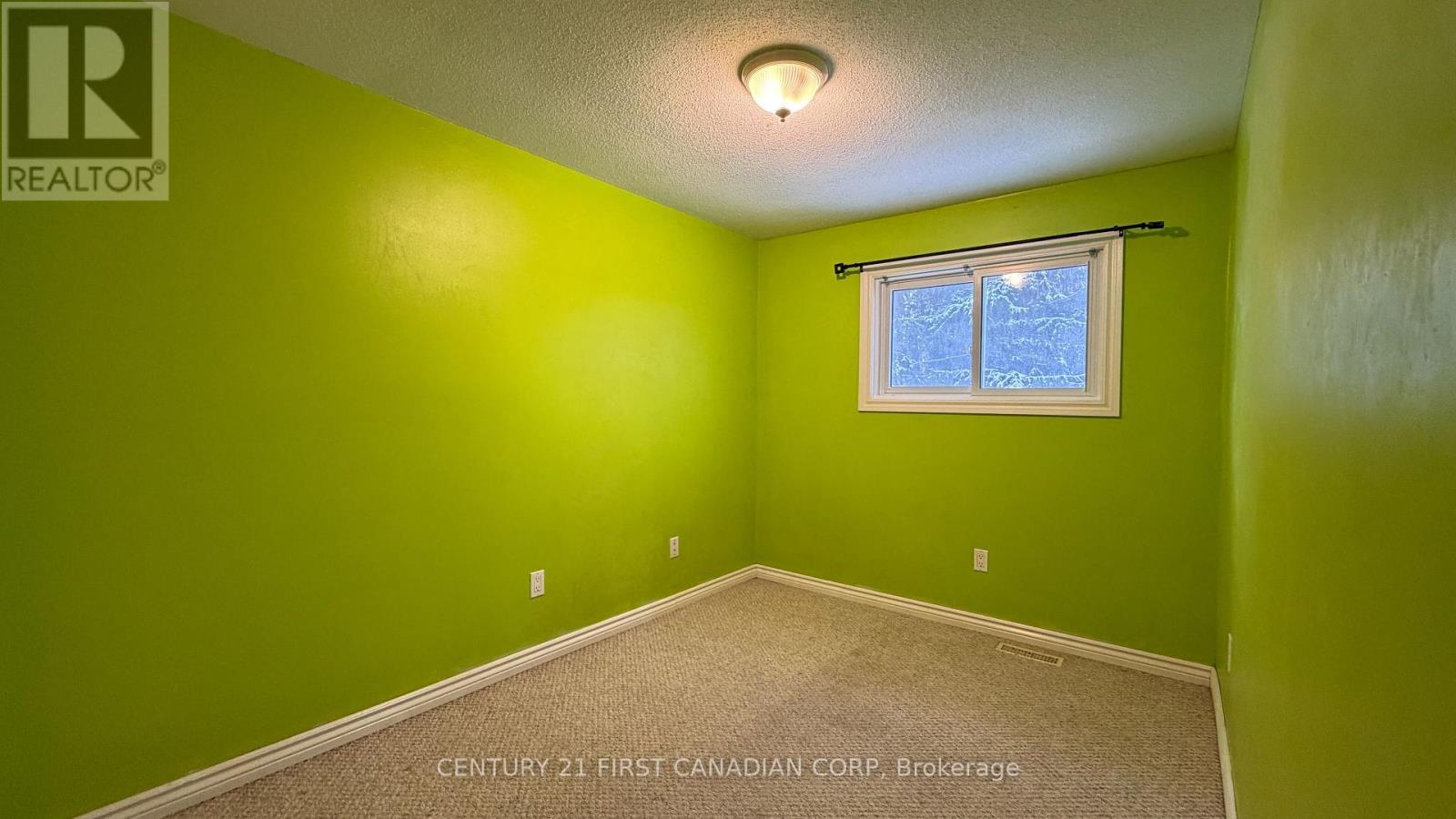 8 - 45 Gatewood Place, London East (East A), ON - Indoor Photo Showing Other Room