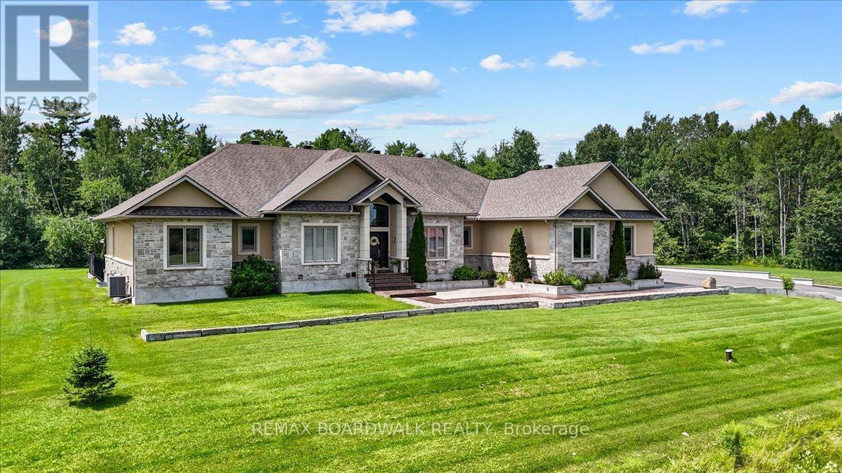 1610 Linkland Court, Ottawa, ON - Outdoor With Facade