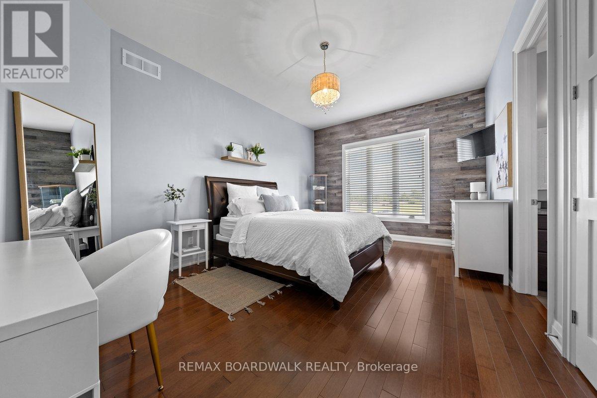 1610 Linkland Court, Ottawa, ON - Indoor Photo Showing Bedroom