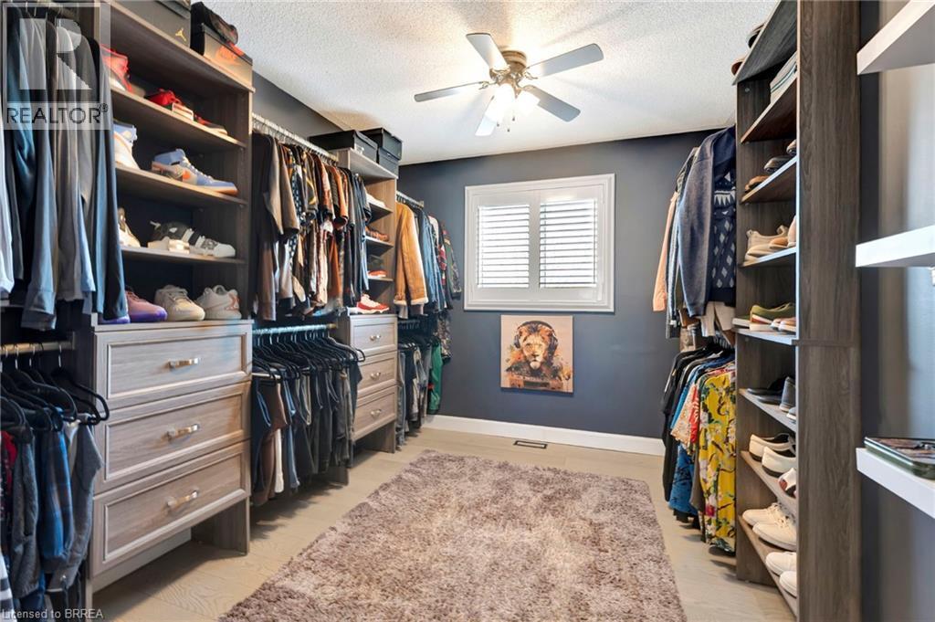 1 Bowen Lane, Brantford, ON - Indoor With Storage