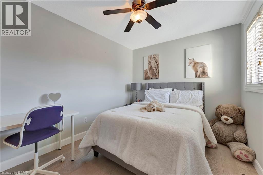 1 Bowen Lane, Brantford, ON - Indoor Photo Showing Bedroom