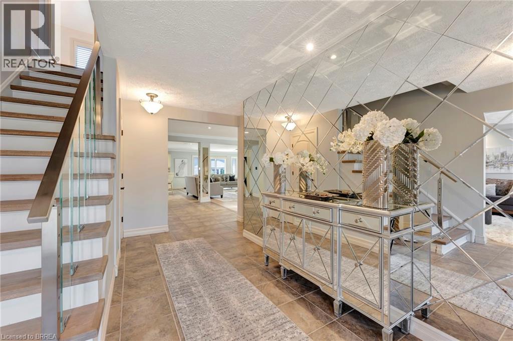 1 Bowen Lane, Brantford, ON - Indoor Photo Showing Other Room