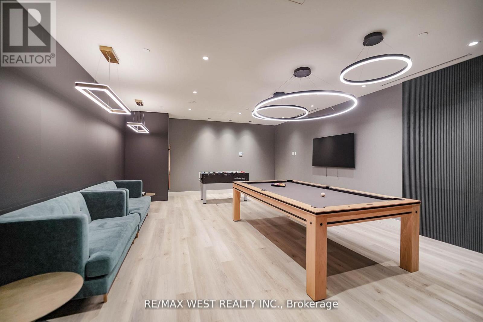 1101 - 50 Upper Mall Way, Vaughan, ON - Indoor Photo Showing Other Room