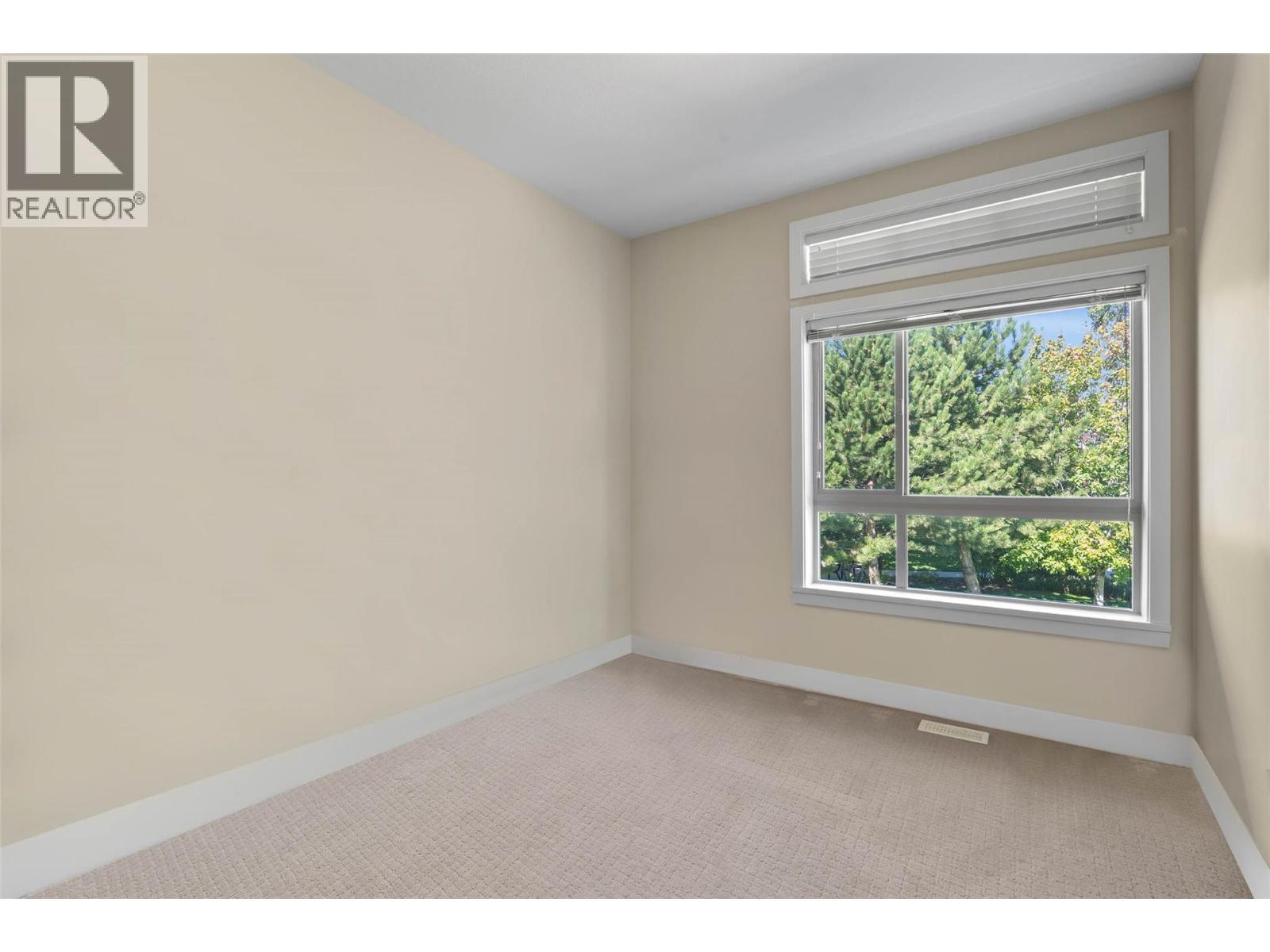 175 Holloway Drive Unit# 49, Kamloops, BC - Indoor Photo Showing Other Room