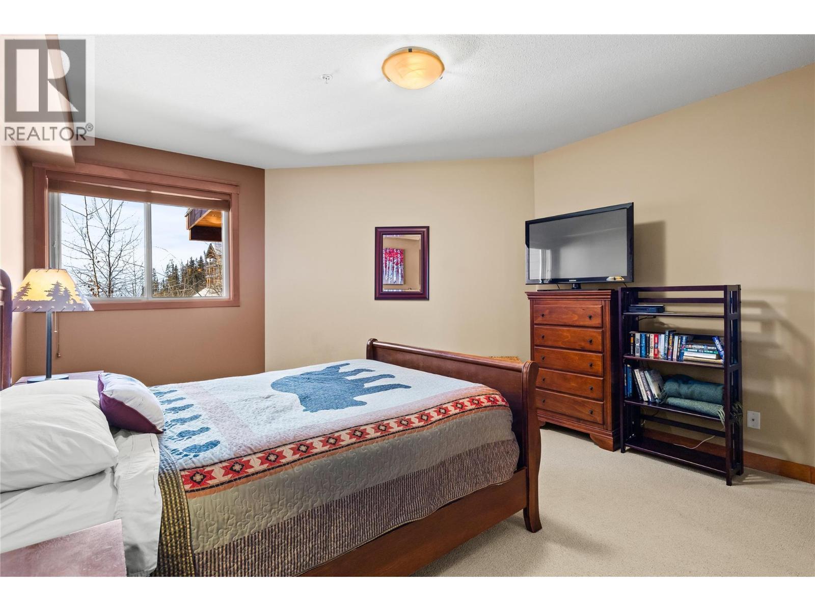 5050 Snowbird Way Unit# 306, Big White, BC - Indoor Photo Showing Bedroom