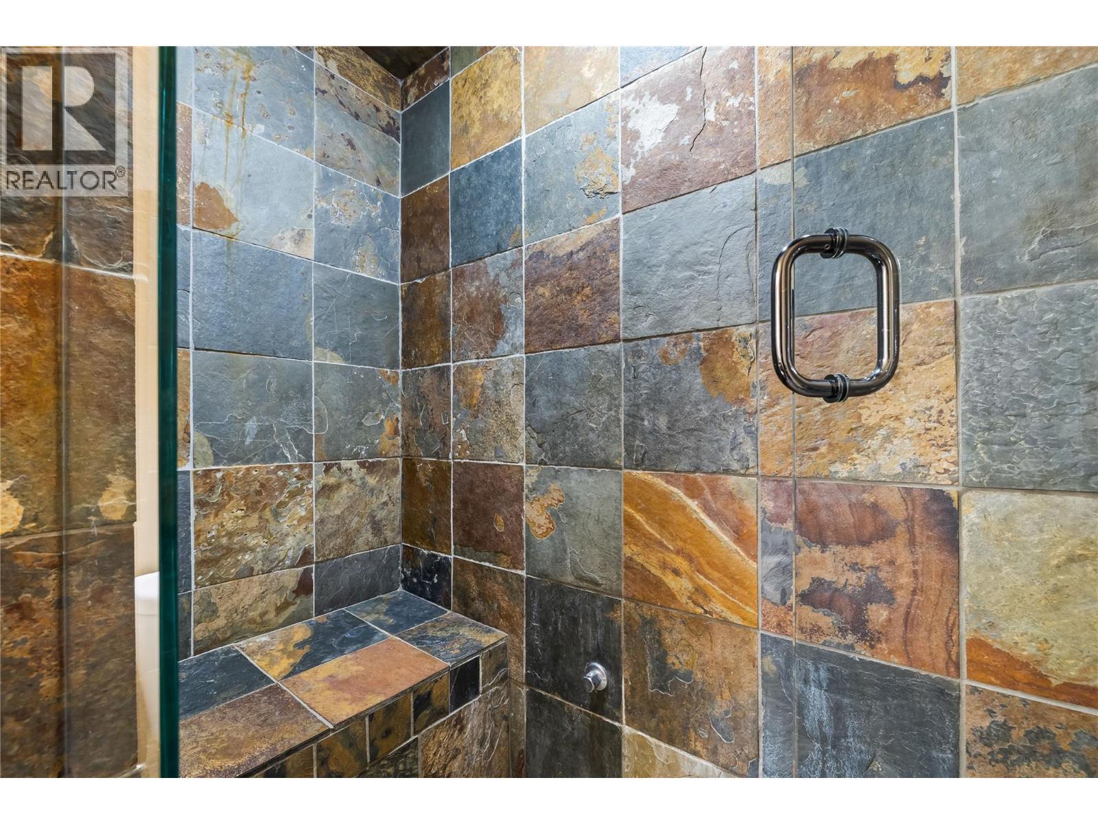 5050 Snowbird Way Unit# 306, Big White, BC - Indoor Photo Showing Bathroom