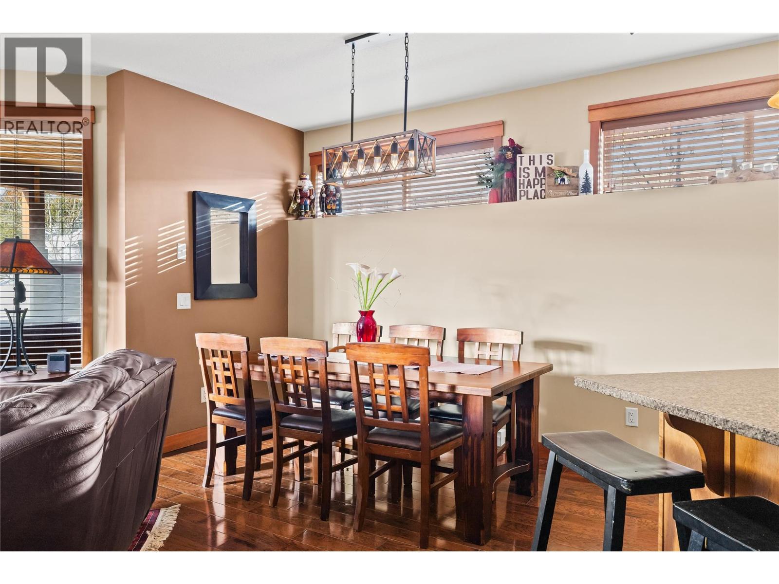 5050 Snowbird Way Unit# 306, Big White, BC - Indoor Photo Showing Dining Room