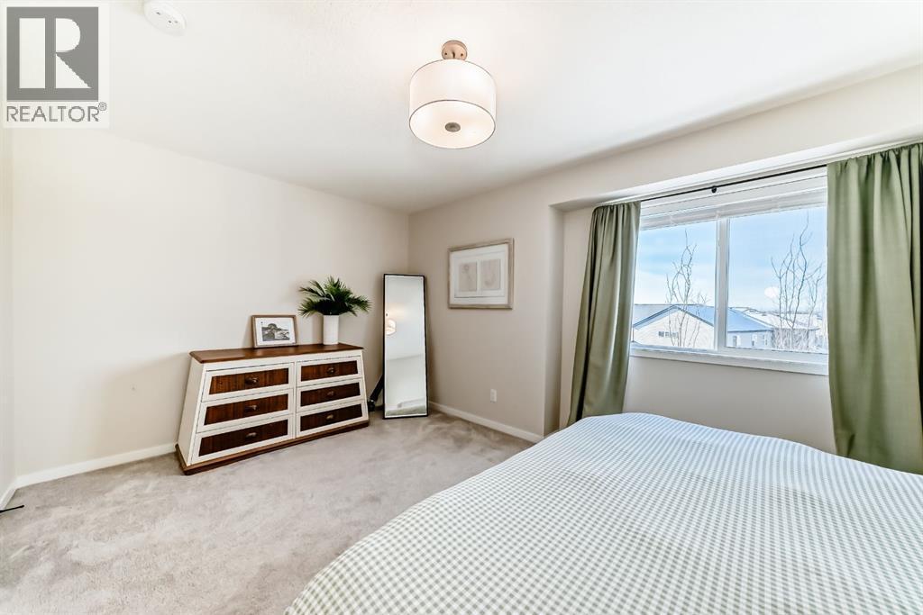 646 Copperstone Manor Se, Calgary, AB - Indoor Photo Showing Bedroom