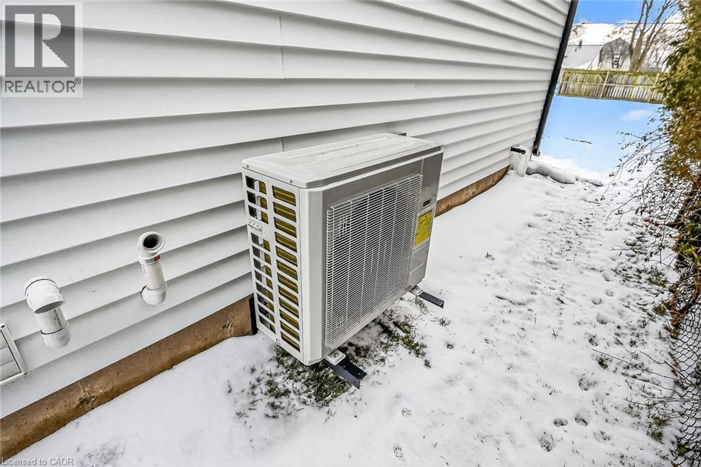 45B Howard Street, Hagersville, ON - Outdoor