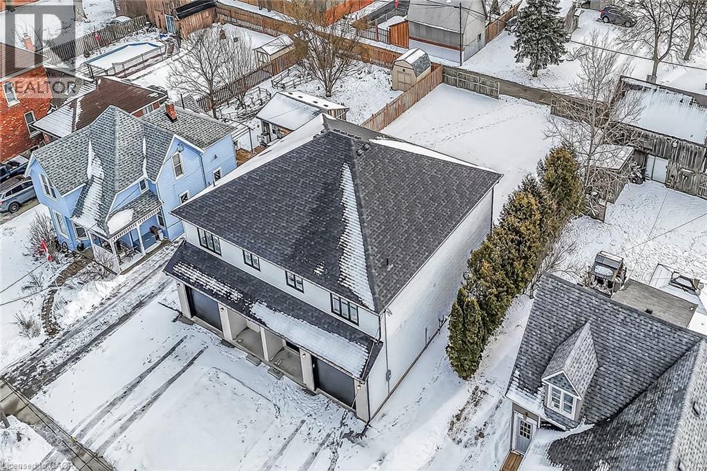 45A Howard Street, Hagersville, ON - Outdoor