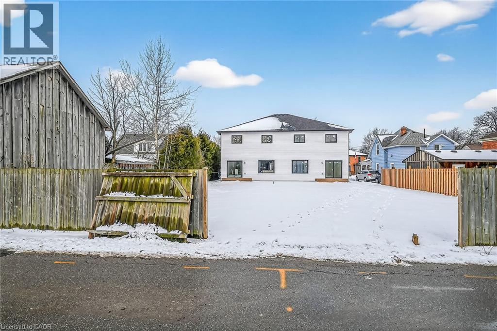 45A Howard Street, Hagersville, ON - Outdoor