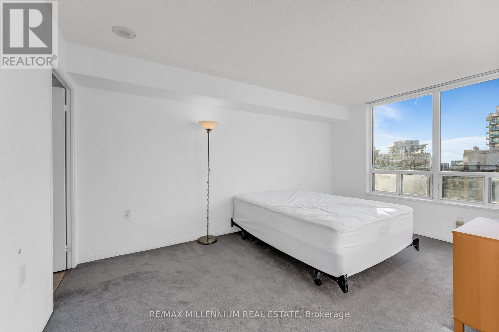 2302 - 35 Finch Avenue, Toronto, ON - Indoor Photo Showing Bedroom