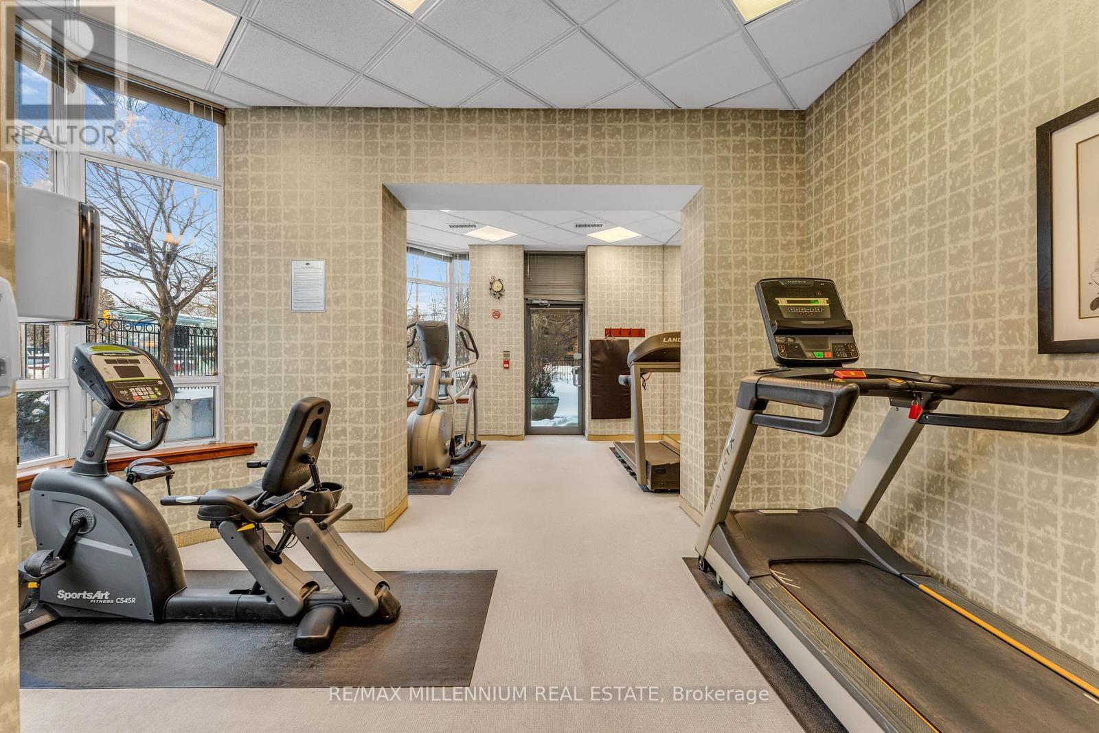 2302 - 35 Finch Avenue, Toronto, ON - Indoor Photo Showing Gym Room