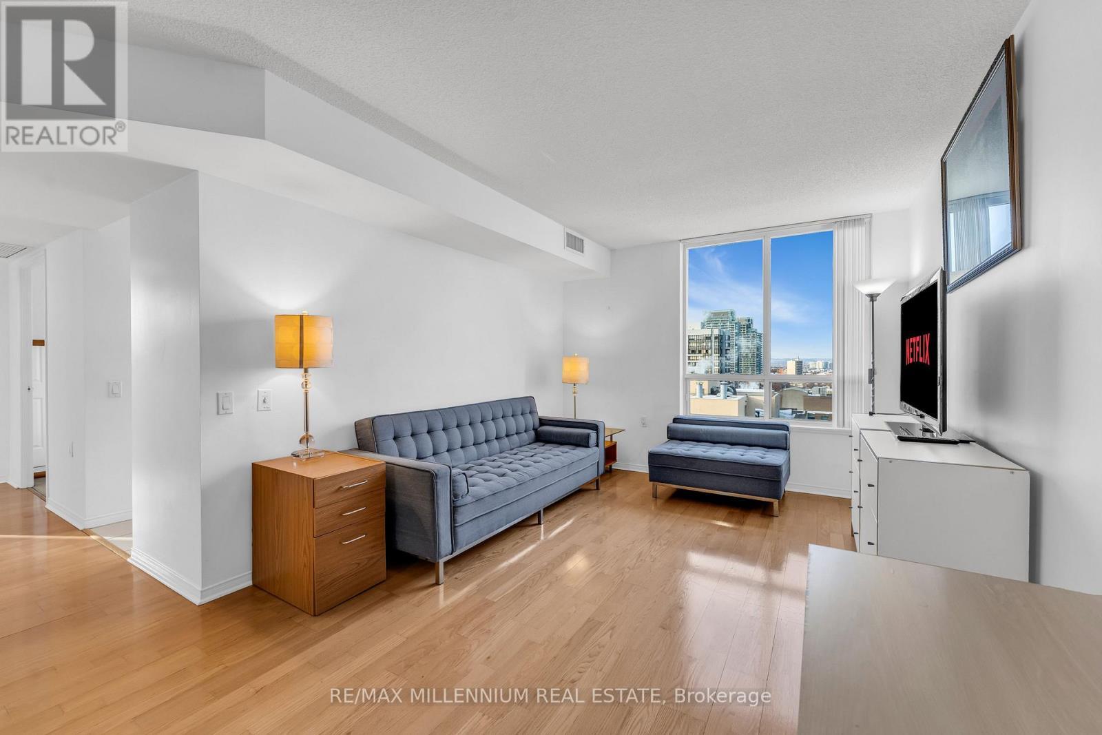 2302 - 35 Finch Avenue, Toronto, ON - Indoor