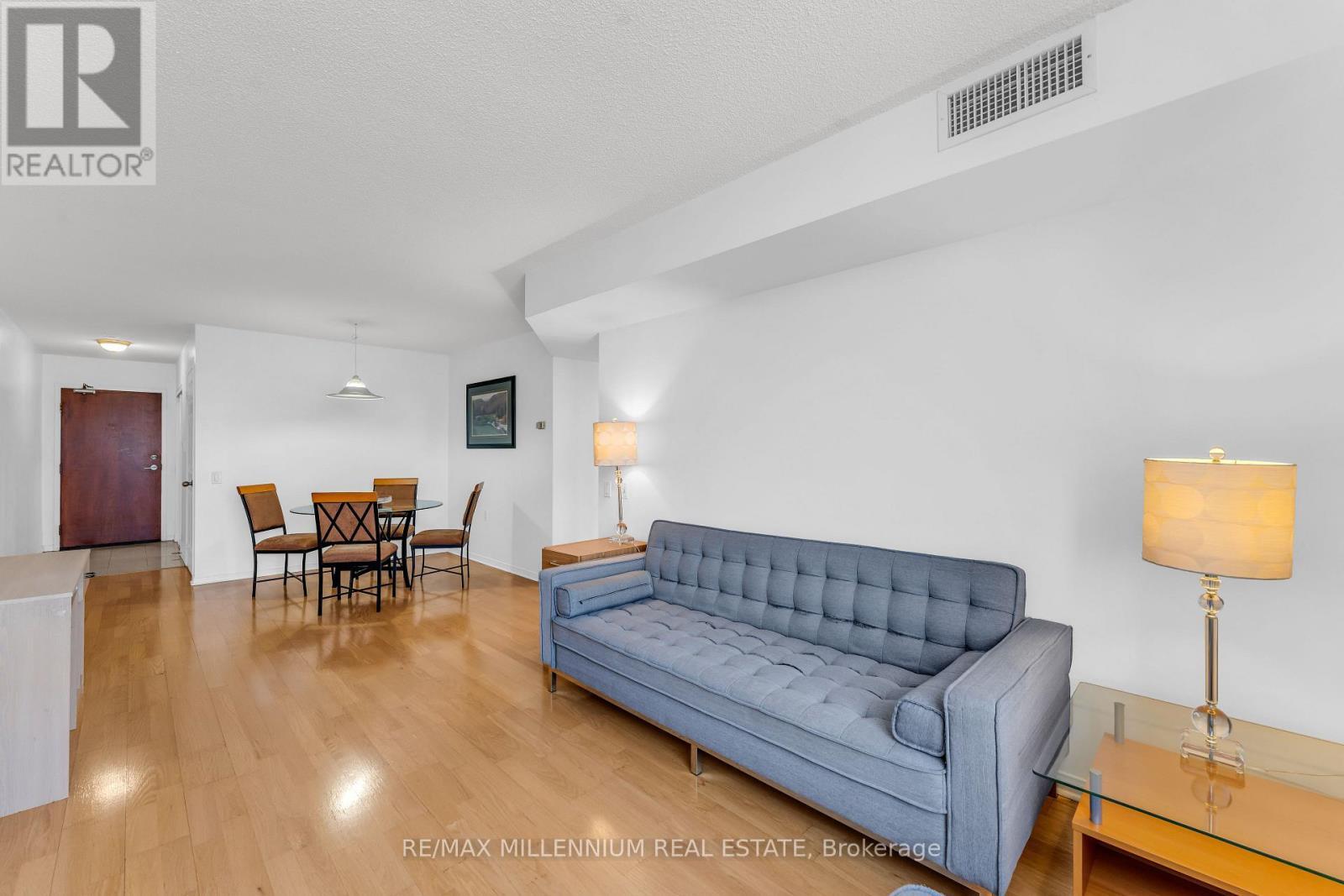 2302 - 35 Finch Avenue, Toronto, ON - Indoor Photo Showing Living Room