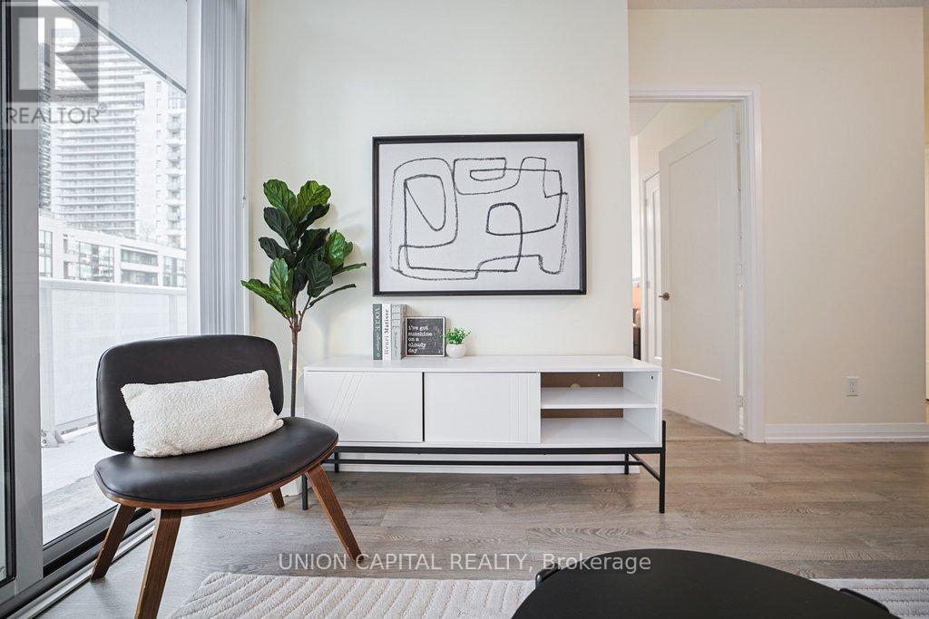 507 - 101 Erskine Avenue, Toronto, ON - Indoor Photo Showing Other Room