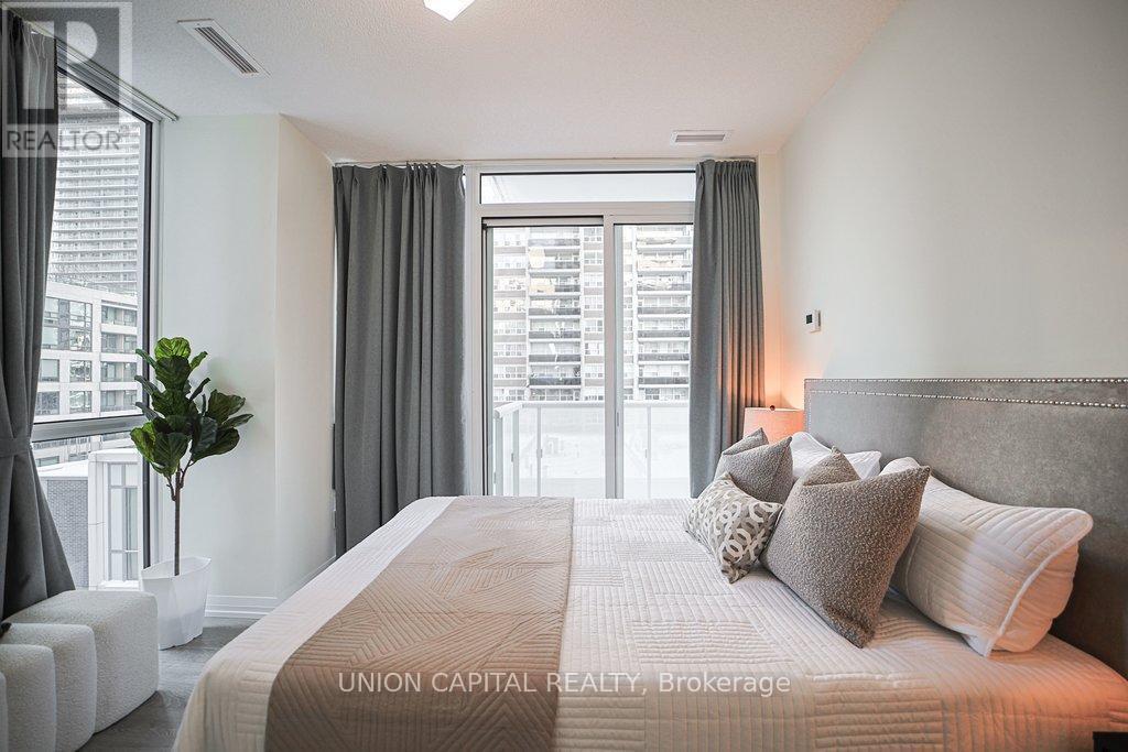 507 - 101 Erskine Avenue, Toronto, ON - Indoor Photo Showing Bedroom