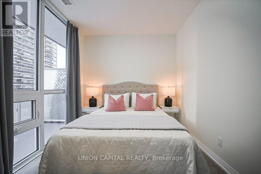 507 - 101 Erskine Avenue, Toronto, ON - Indoor Photo Showing Bedroom