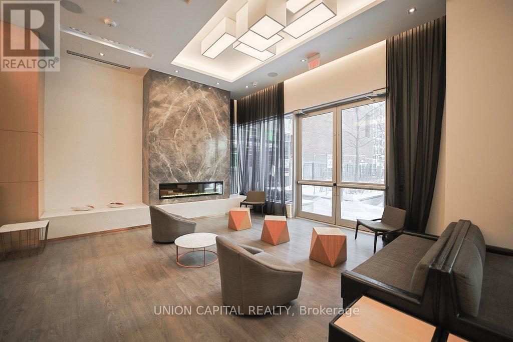 507 - 101 Erskine Avenue, Toronto, ON - Indoor Photo Showing Other Room