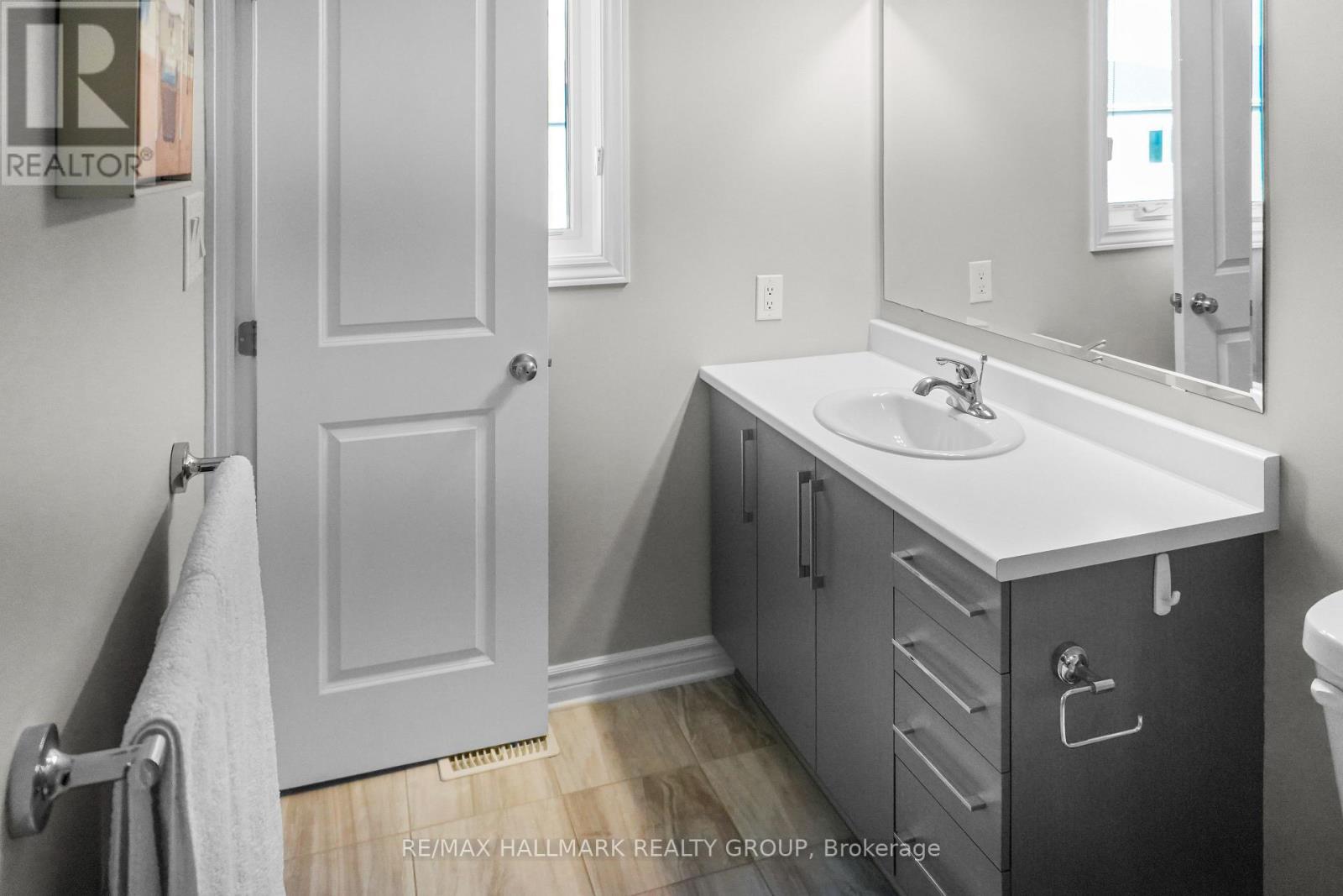 2534 River Mist Road, Ottawa, ON - Indoor Photo Showing Bathroom