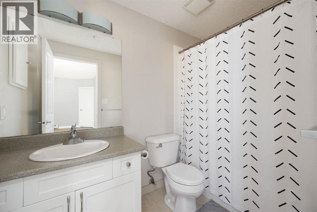 504, 136A Sandpiper Road, Fort Mcmurray, AB - Indoor Photo Showing Bathroom