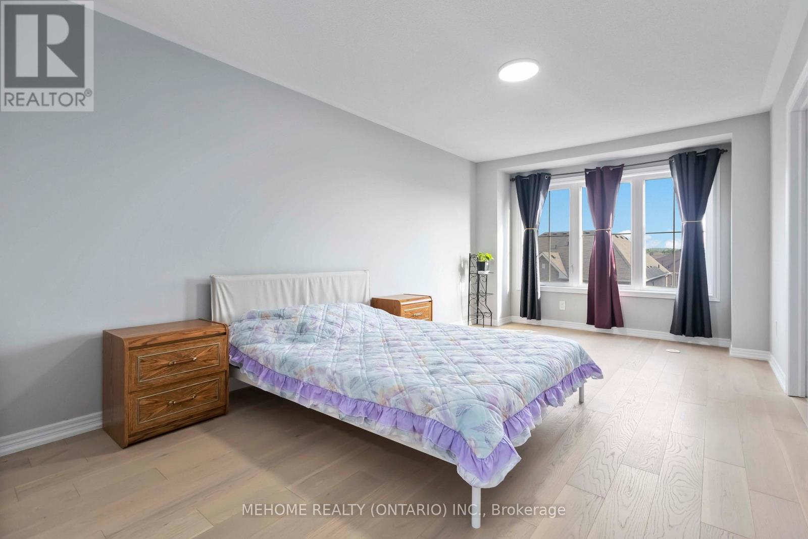 229 Dundas Way, Markham, ON - Indoor Photo Showing Bedroom