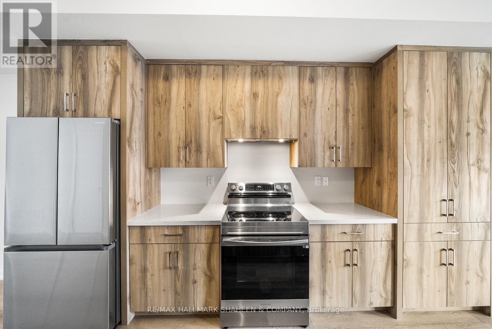 1354 Kaniv Street, Oakville, ON - Indoor Photo Showing Kitchen