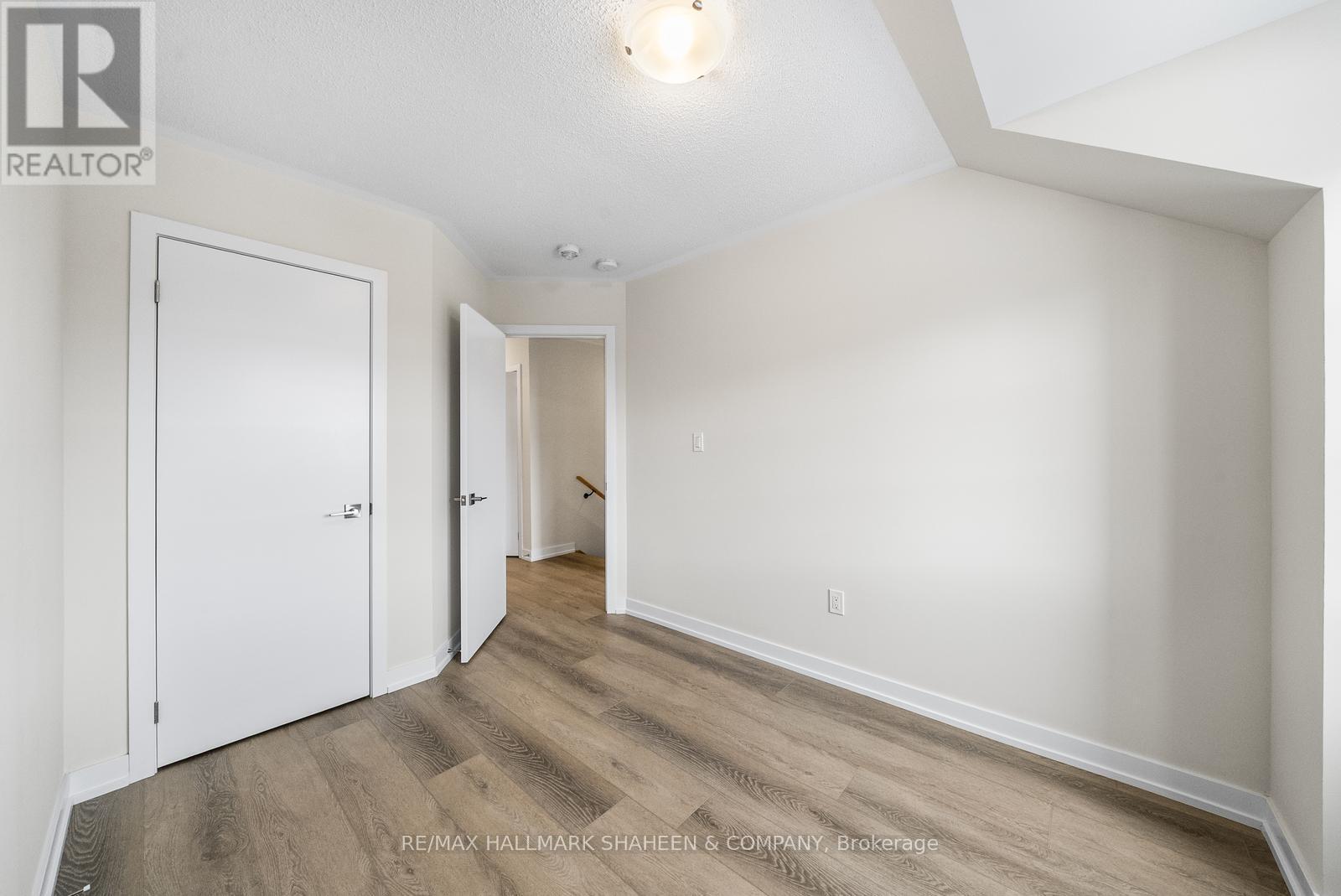 1354 Kaniv Street, Oakville, ON - Indoor Photo Showing Other Room