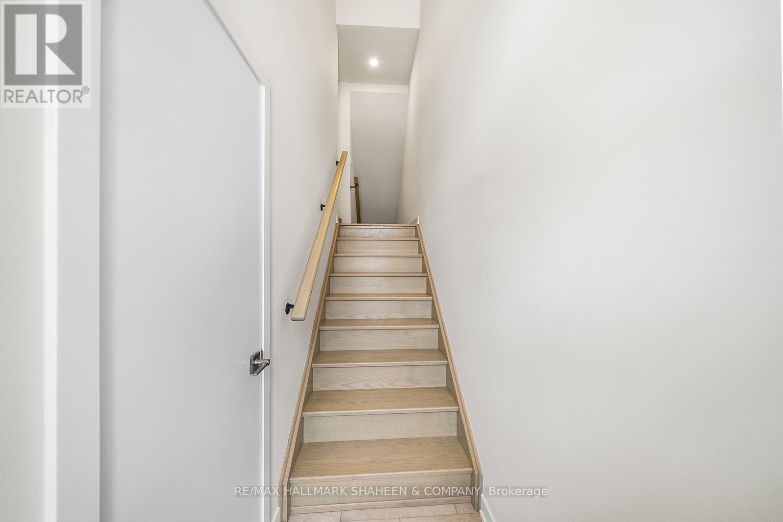 1354 Kaniv Street, Oakville, ON - Indoor Photo Showing Other Room