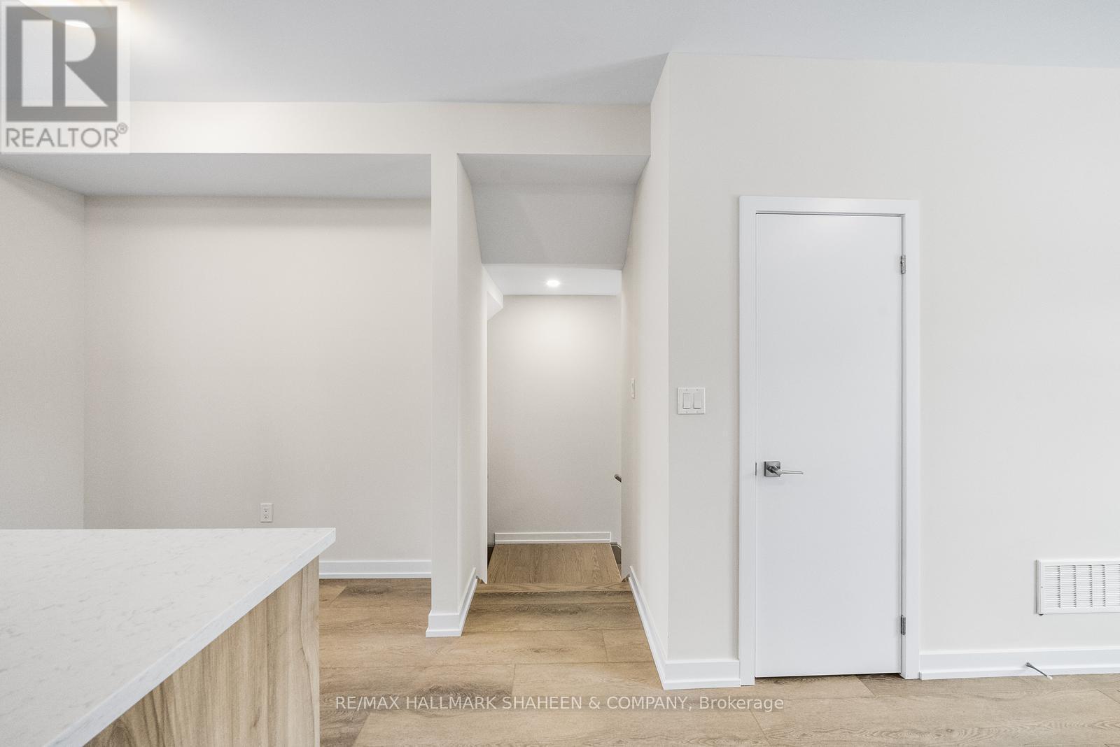 1354 Kaniv Street, Oakville, ON - Indoor Photo Showing Other Room