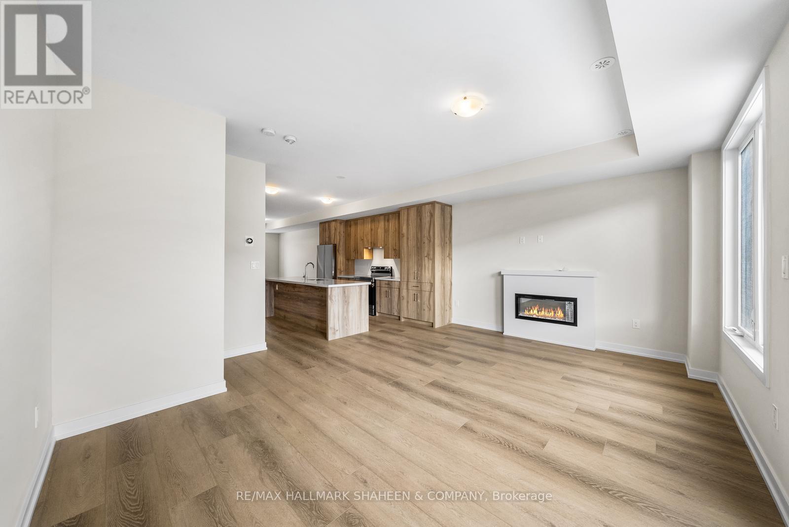 1354 Kaniv Street, Oakville, ON - Indoor With Fireplace