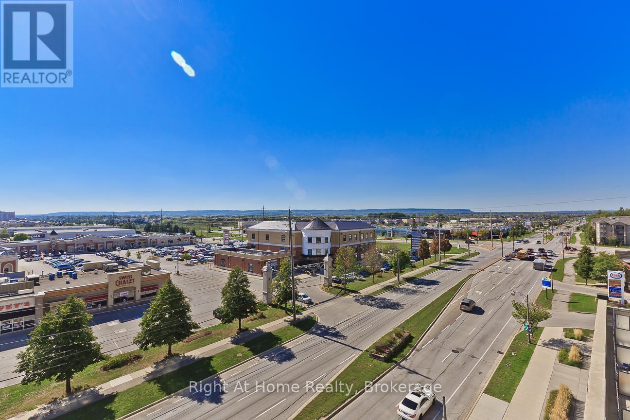 1506 - 1940 Ironstone Drive, Burlington (Uptown), ON - Outdoor With View