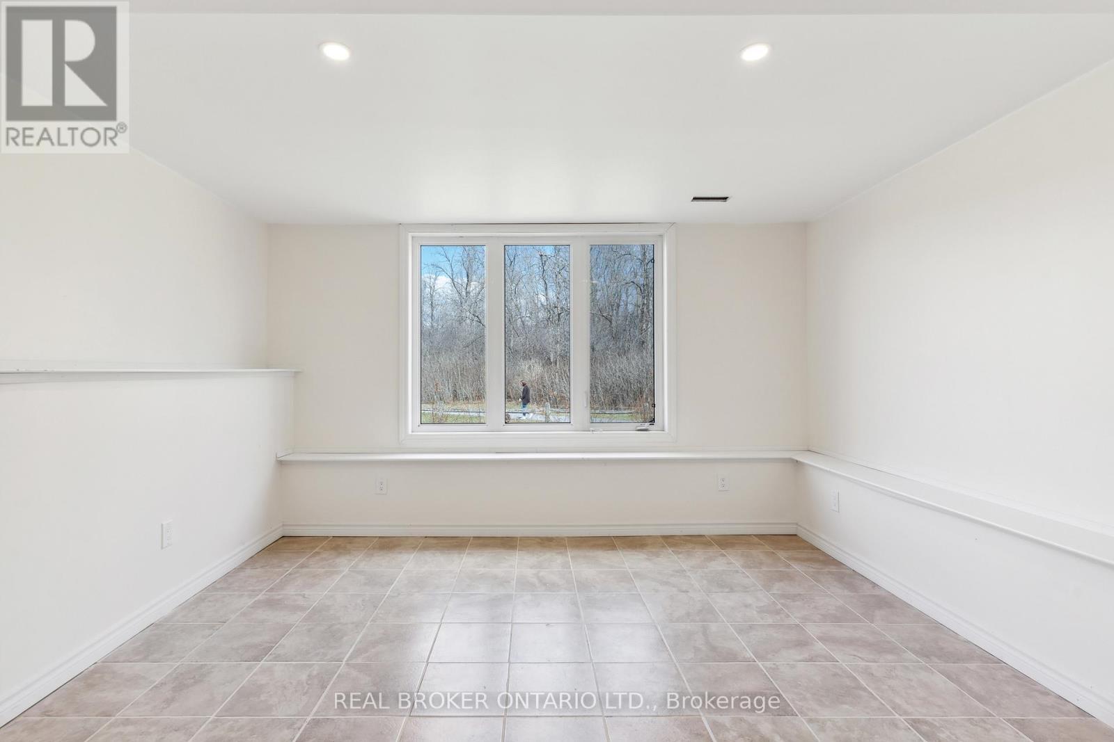 51 Waterside Drive, Carleton Place, ON - Indoor Photo Showing Other Room