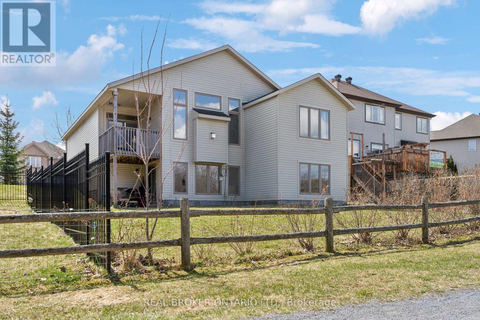 51 Waterside Drive, Carleton Place, ON - Outdoor