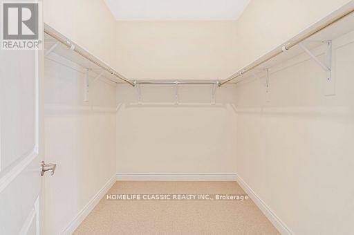 74 Ruby Drive, Oro-Medonte, ON - Indoor With Storage