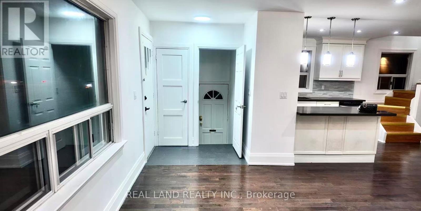 132 Edgecroft Road, Toronto, ON - Indoor Photo Showing Other Room