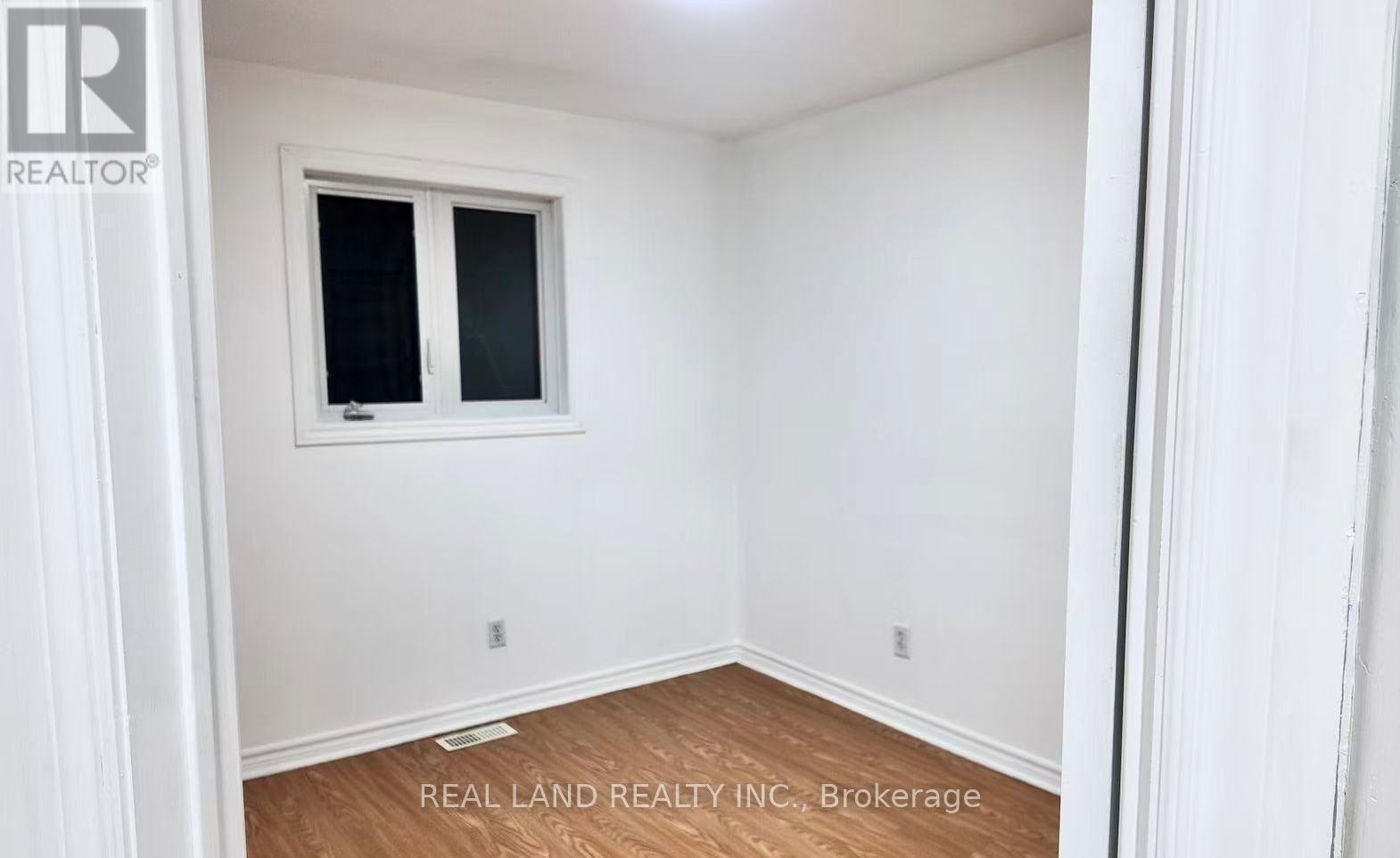 132 Edgecroft Road, Toronto, ON - Indoor Photo Showing Other Room