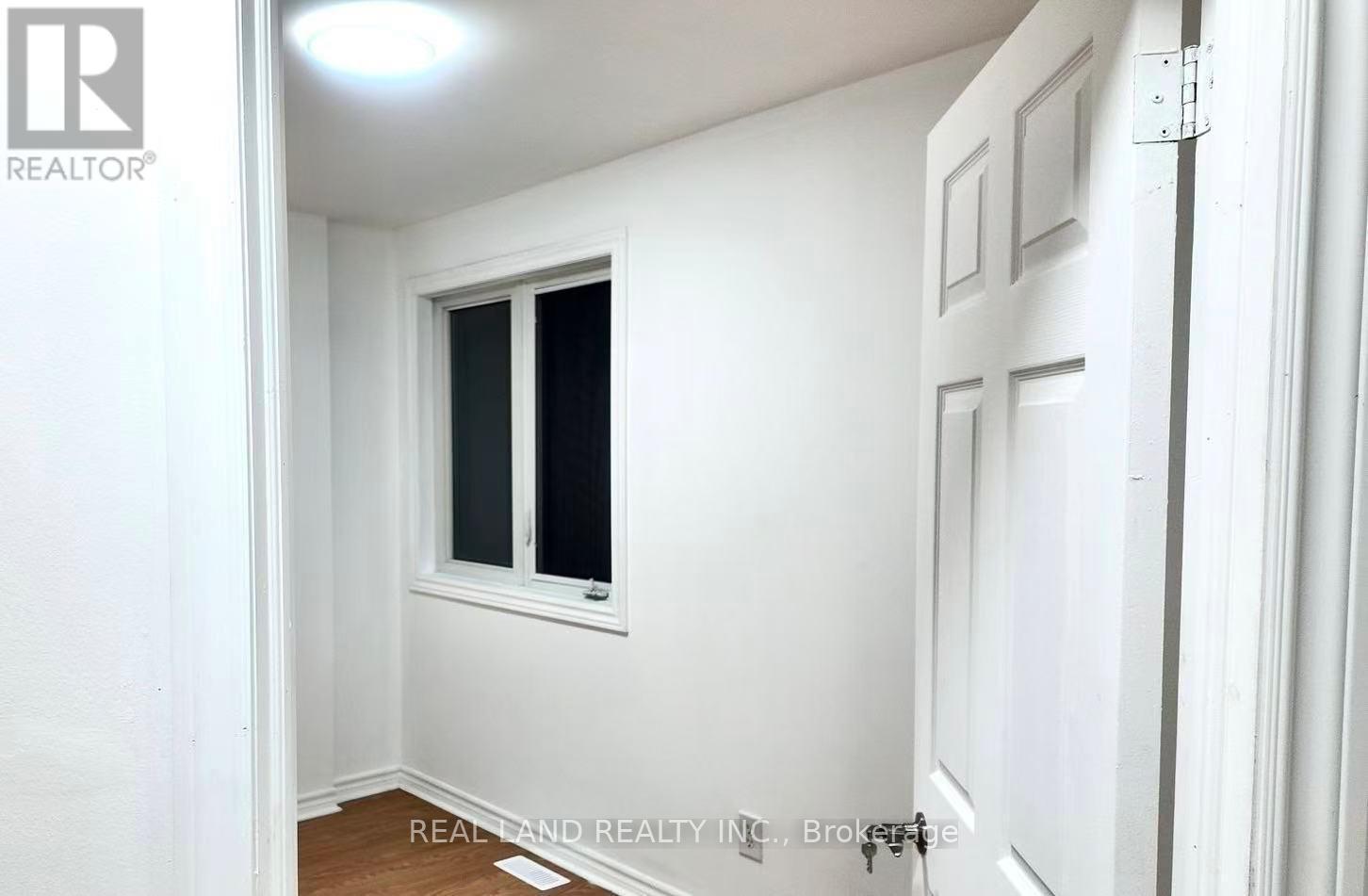 132 Edgecroft Road, Toronto, ON - Indoor Photo Showing Other Room