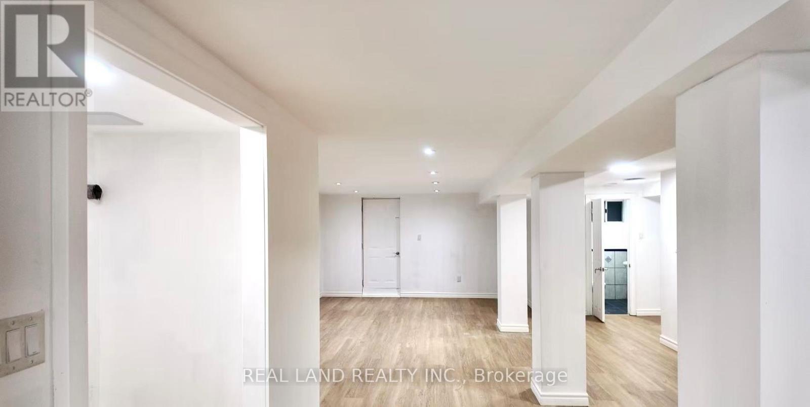 132 Edgecroft Road, Toronto, ON - Indoor Photo Showing Other Room