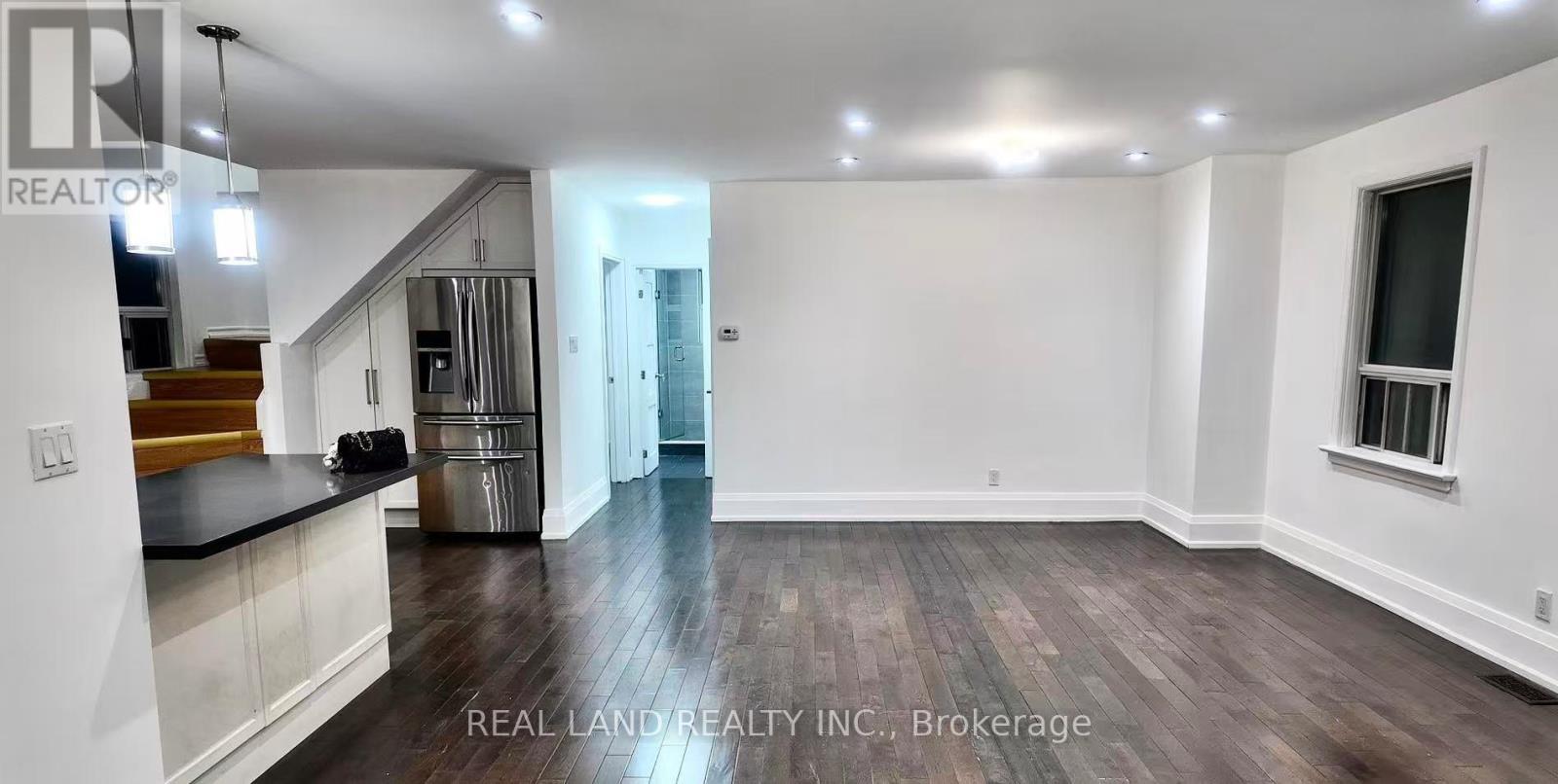 132 Edgecroft Road, Toronto, ON - Indoor Photo Showing Other Room