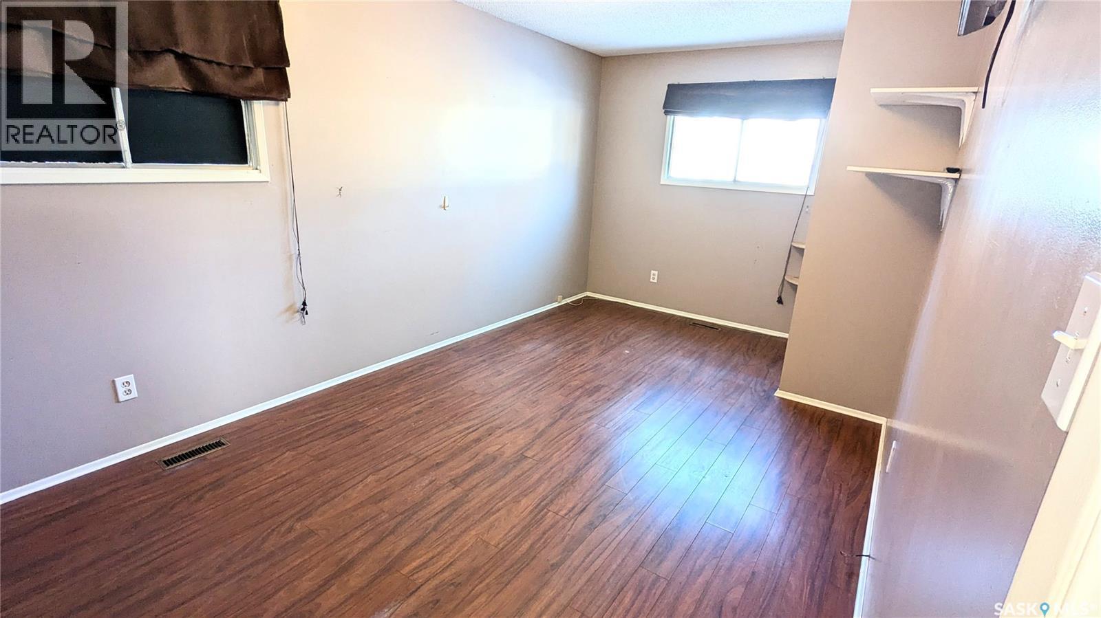 147 Ross Crescent, Saskatoon, SK - Indoor Photo Showing Other Room