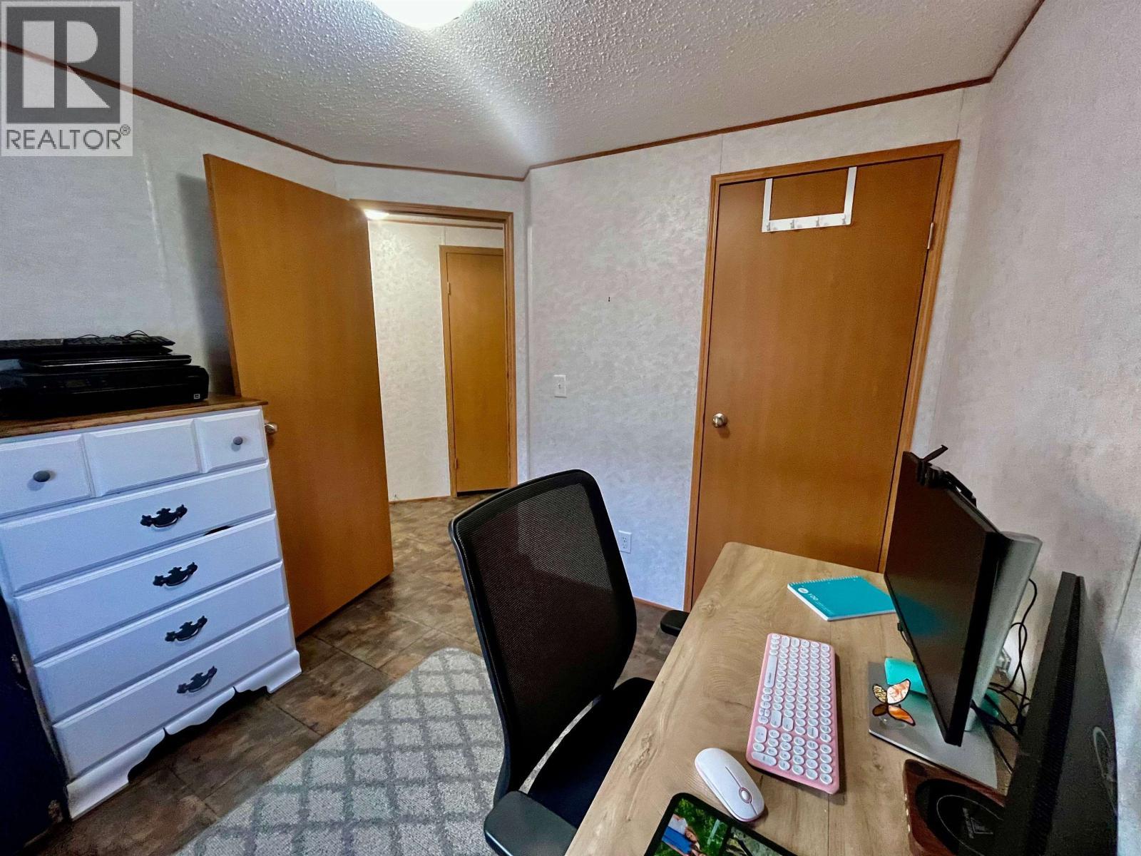 8112 85A Avenue, Fort St. John, BC - Indoor