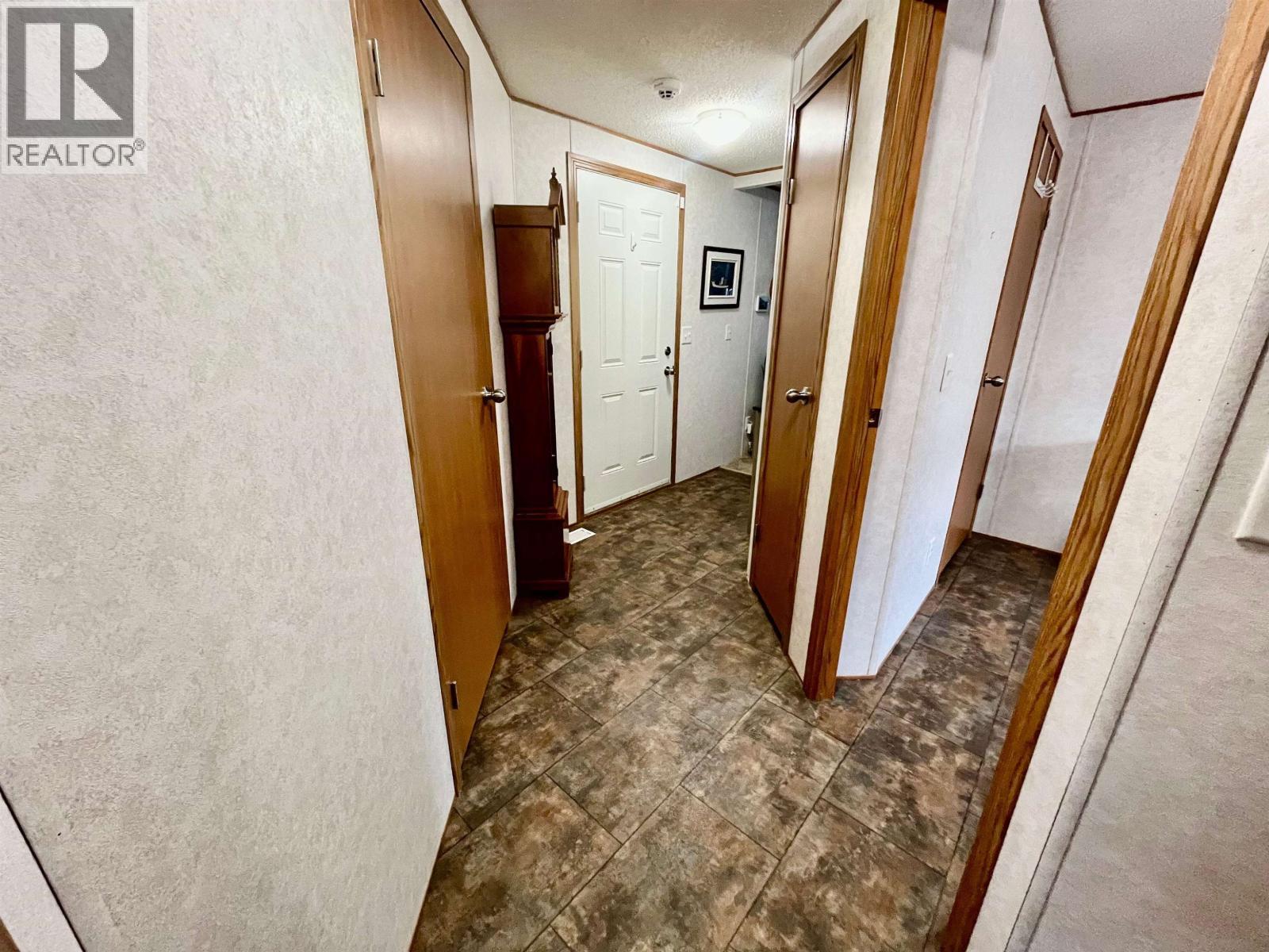 8112 85A Avenue, Fort St. John, BC - Indoor Photo Showing Other Room