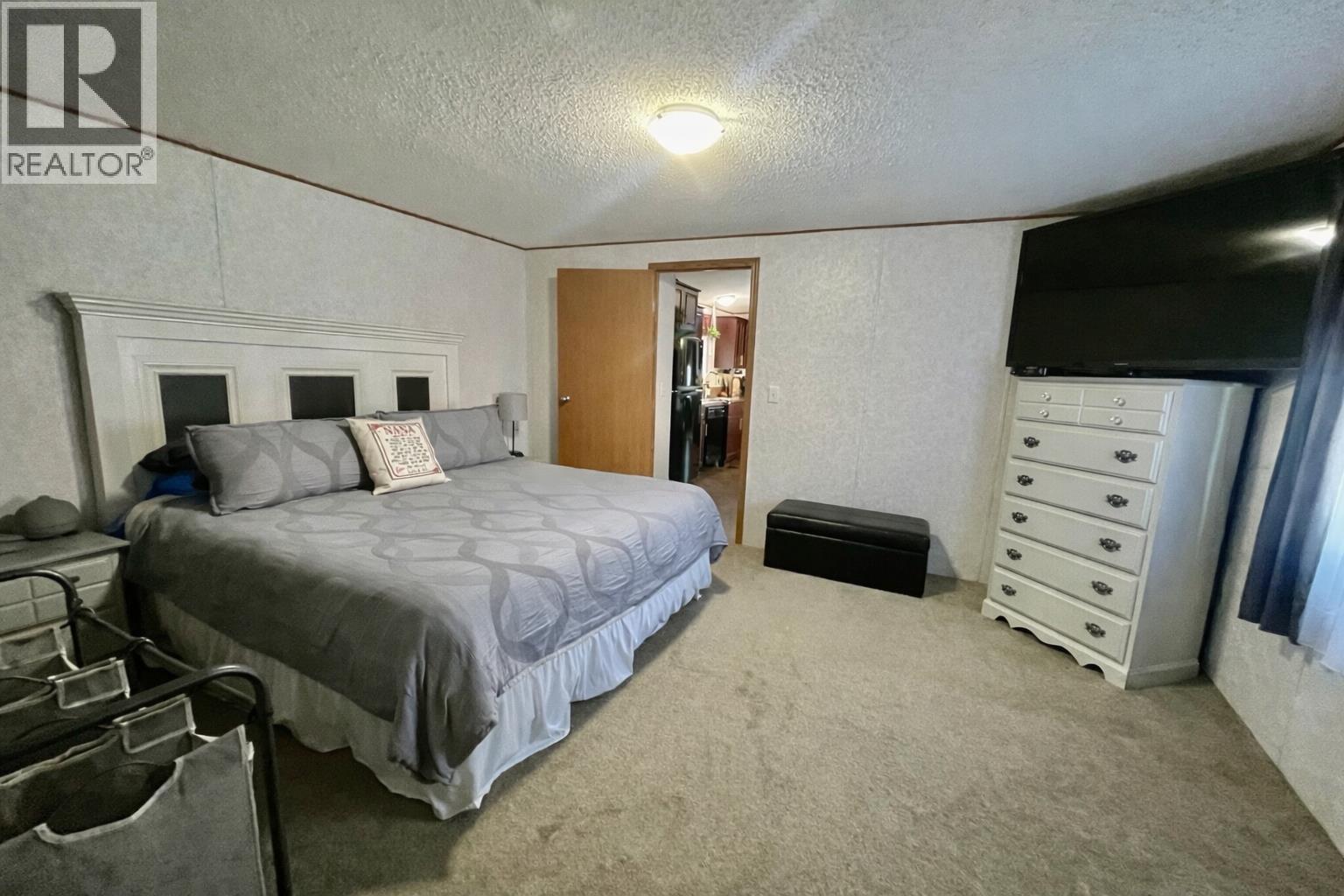 8112 85A Avenue, Fort St. John, BC - Indoor Photo Showing Bedroom