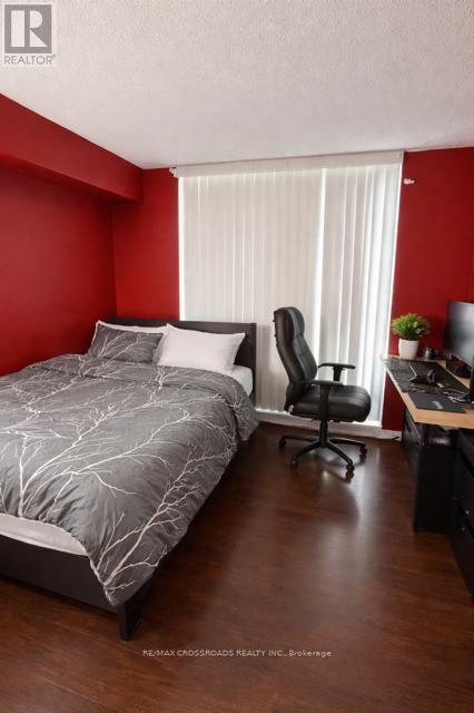 209 - 8 Silverbelle Grove, Toronto, ON - Indoor Photo Showing Bedroom