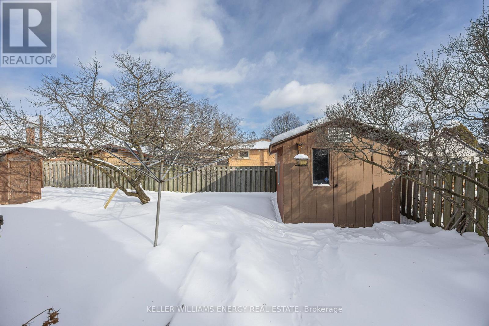 469 Waverly Street N, Oshawa (Mclaughlin), ON - Outdoor