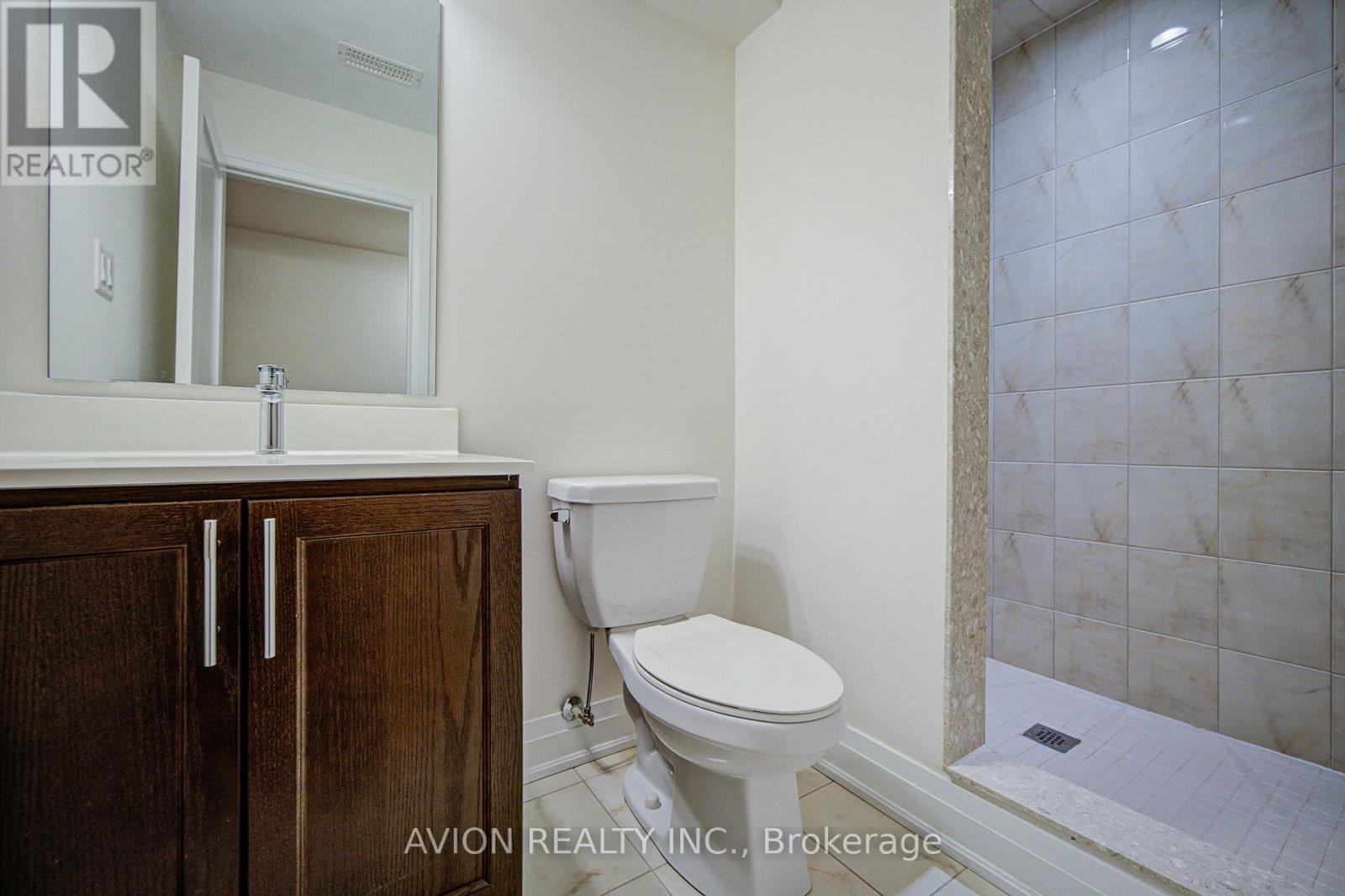 42 Causland Lane, Richmond Hill, ON - Indoor Photo Showing Bathroom