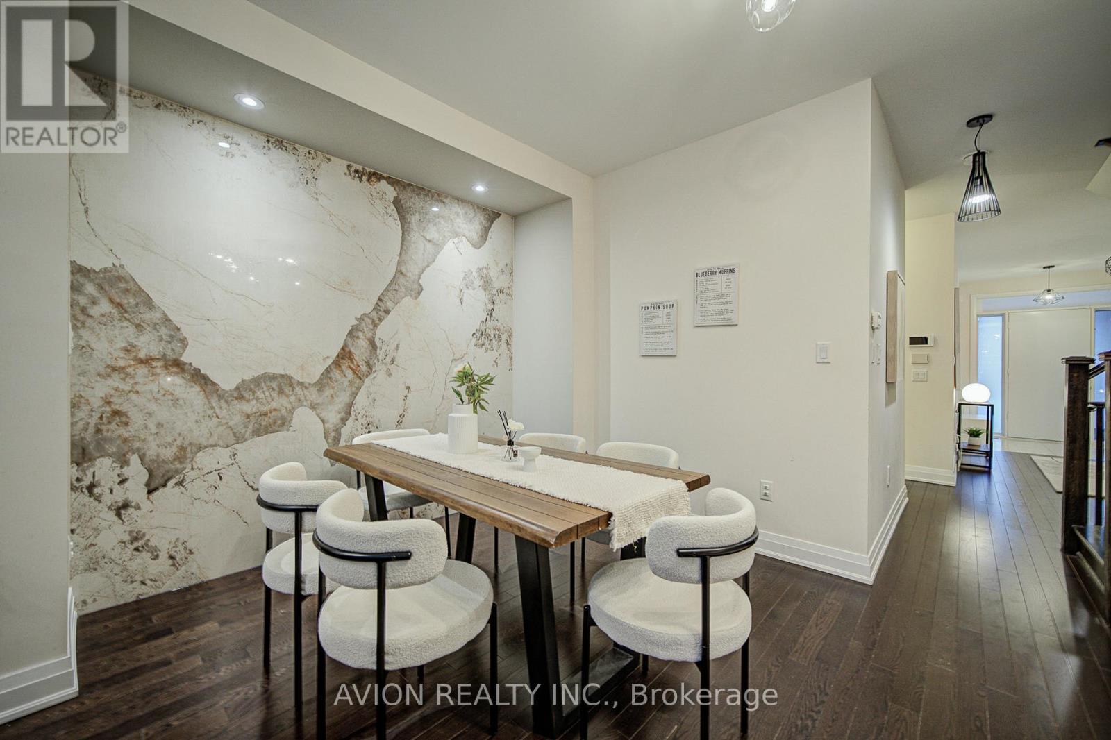 42 Causland Lane, Richmond Hill, ON - Indoor Photo Showing Dining Room